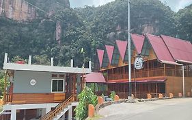 Murai Pagi Homestay